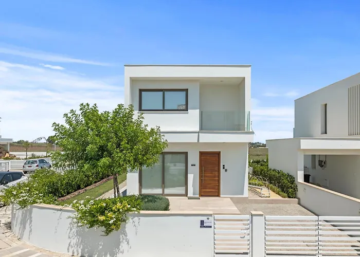 Villa Serenity Waves 19 *