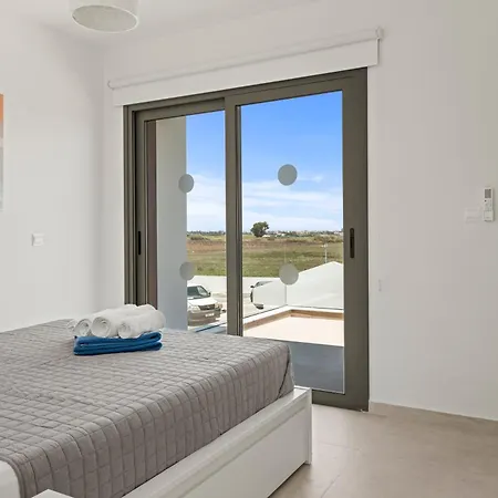 Serenity Waves 19 Villa Lárnaka