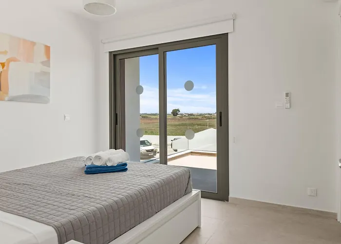 Serenity Waves 19 Vilă Larnaca